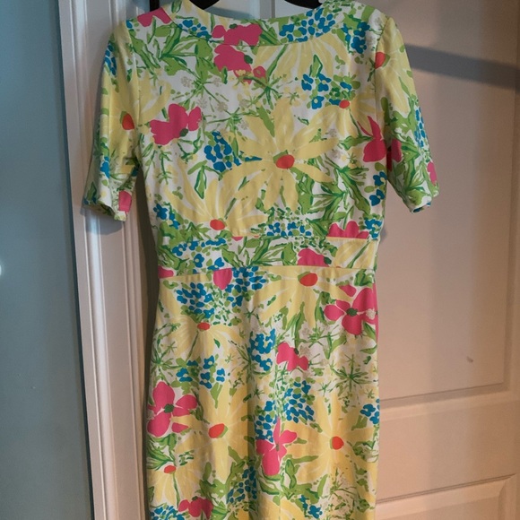 LILY PULITZER DRESS!! BARELY WORN - Picture 2 of 3